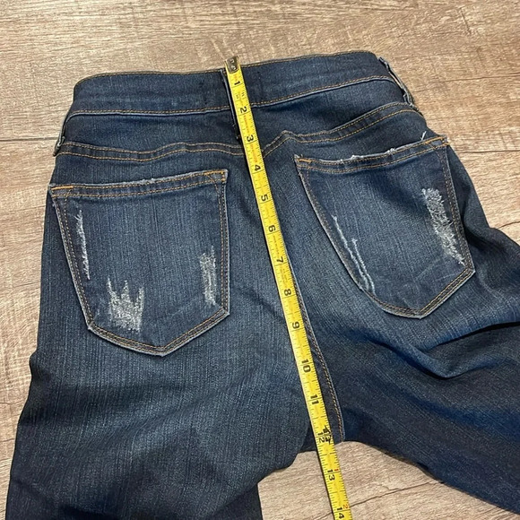 Judy Blue - Dark Blue Denim Distressed Skinny Jeans - Size 3/26 - Picture 10 of 12